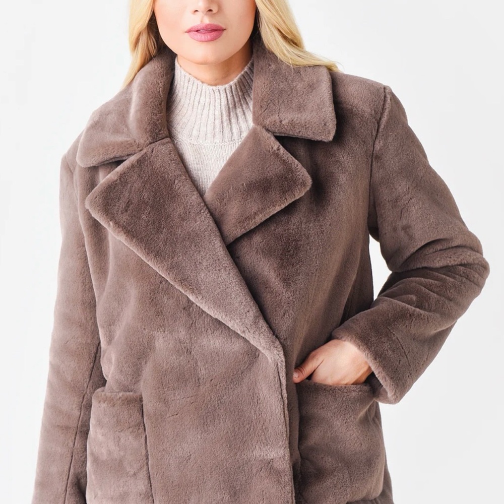Velvet by Graham & Spencer Linda Coat